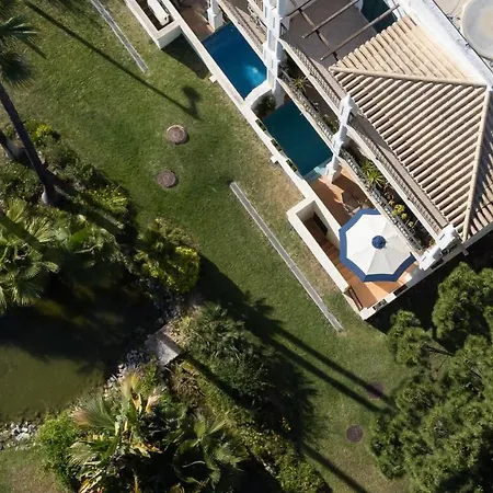 Vale De Lobo By Intiholidays アパート